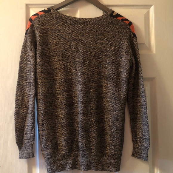 Vintage inspired sweater - Picture 2 of 6